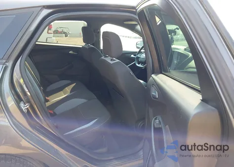 2018 Ford Focus St z USA, uszkodzony, nr VIN 1FADP3L93JL312893